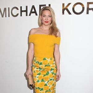 Skirt by Michael Kora. Made In Italy.💛